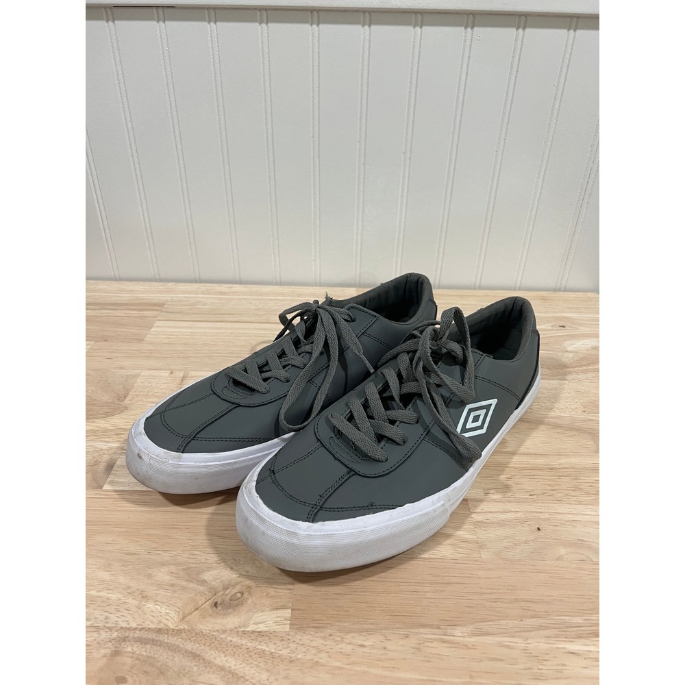 Umbro Leather Low Top Sneakers Gray White Casual Men Size 11